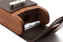 Load image into Gallery viewer, Rex Supply Co. Safety Razor Travel Case, Black Walnut
